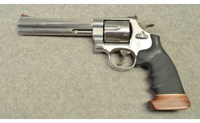 Smith & Wesson ~ 629 Classic ~ .44 Magnum - Image 2 of 3