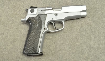 Smith & Wesson ~ 910 ~ 9mm - Image 1 of 2