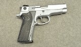 Smith & Wesson ~ 910 ~ 9mm - Image 1 of 2