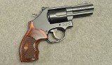 Smith & Wesson ~ 19-9 Carry Comp ~ .357 Magnum - 1 of 4