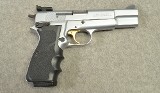 Browning ~ Hi Power ~ .40 S&W - 1 of 2