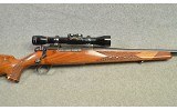 Weatherby ~ Mark V ~ .300 Weatherby Magnum - 3 of 7