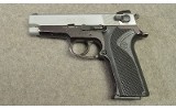 Smith & Wesson ~ 910 ~ 9mm - Image 2 of 2