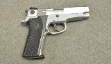 Smith & Wesson ~ 910 ~ 9mm - Image 1 of 2