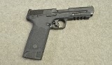 Smith & Wesson ~ M&P 22 Magnum ~ .22 Mag