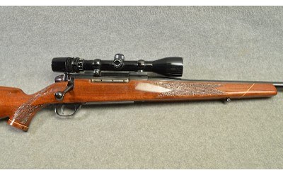 Weatherby ~ Mark V ~ .257 Wby Mag - Image 3 of 8
