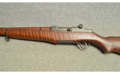 Intl Harvester ~ M1 Garand ~ .30 Cal - Image 6 of 8