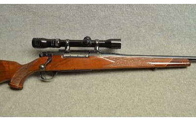 Weatherby ~ Mark V ~ .300 Wby Mag - Image 3 of 8