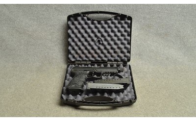 H&K ~ HK45 Tactical ~ .45 Auto - Image 3 of 3