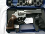Smith & Wesson 686-4- 2 of 4