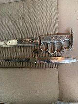 1918 L.F&C Trenchknife - 2 of 9