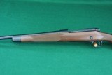 Like New Winchester Model 70 Super Grade .270 Winchester Bolt Action Checkered Walnut Deep Blue - 6 of 20