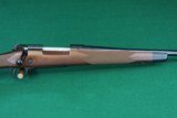 Like New Winchester Model 70 Super Grade .270 Winchester Bolt Action Checkered Walnut Deep Blue - 1 of 20