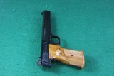 Smith & Wesson Model 41 .22 Long Rifle Semi-Automatic Pistol - 5 of 11