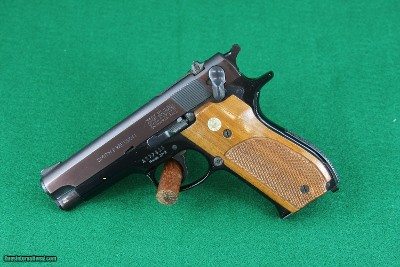 Smith & Wesson 39-2 9MM Semi-Automatic Pistol with Checkered Walnut Grips - Image 2 of 15