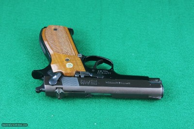 Smith & Wesson 39-2 9MM Semi-Automatic Pistol with Checkered Walnut Grips - Image 8 of 15