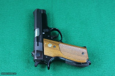 Smith & Wesson 39-2 9MM Semi-Automatic Pistol with Checkered Walnut Grips - Image 10 of 15