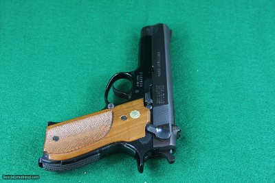 Smith & Wesson 39-2 9MM Semi-Automatic Pistol with Checkered Walnut Grips - Image 11 of 15