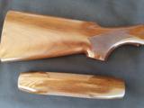 Benelli Super Black Eagle
STOCK
AND
WOOD - 10 of 11