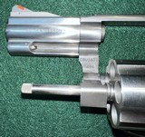 S&W 696 .44 Spl 5 shot L Frame Stainless - 8 of 11