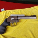 Smith and Wesson Model 617 10 shot stainless - 2 of 3