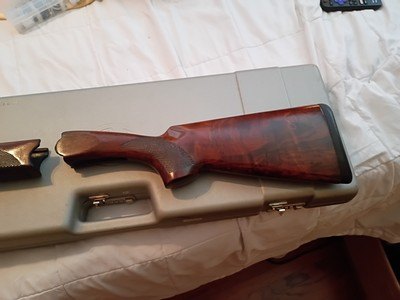 Beretta 682 Gold E Sporting Wood Set - Image 3 of 4