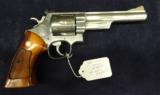 Smith & Wesson Model 629 (No Dash) .44 Mag
- 2 of 12