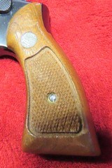 Smith & Wesson Model 10-7 - 4 of 15