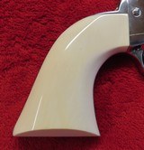 Colt Single Action (Custom Shop) - 9 of 13