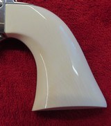 Colt Single Action (Custom Shop) - 4 of 13