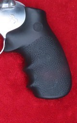 Colt Magnum Carry
(RARE) - 2 of 14