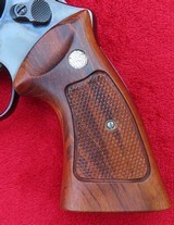 Smith & Wesson 29-3 Silouette - 2 of 15