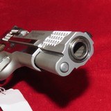 Smith & Wesson 945-1 Performance Center - 5 of 14