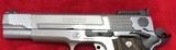 Smith & Wesson 945-1 Performance Center - 3 of 14