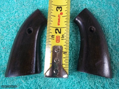 VINTAGE STEVENS MODEL 35 GRIPS (NO SCREW - GOULDS)