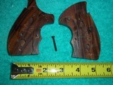 S&W CUSTOM CHECKERED RB WALNUT GRIPS - 3 of 6