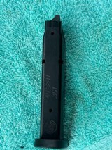 SMITH & WESSON M&P 40 S&W / ,357 15 RD MAG - 3 of 6