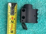 RAILED GAS BLOCK WITH SWIVEL - 1 of 6