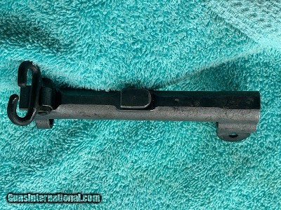 USGI MILITARY M1 GARAND WIDE BASE GAS CYLINDER W/SLING SWIVEL & FRONT SIGHT, BROKEN SHELL EXTRACTOR