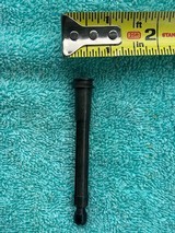 USGI MILITARY M1 GARAND WIDE BASE GAS CYLINDER W/SLING SWIVEL & FRONT SIGHT, BROKEN SHELL EXTRACTOR - 6 of 8