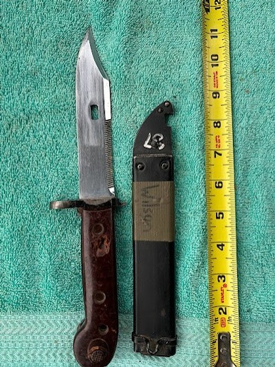 VINTAGE ROMANIAN BAYONET WITH WIRE CUTTER SCABBARD