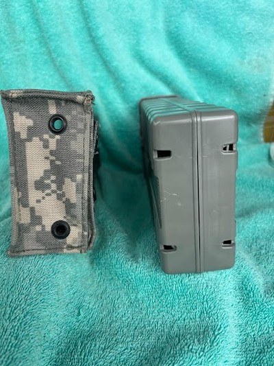 REFLEX EDGE MACHINE GUN MAGAZINE IN BELTED POUCH - Image 4 of 9