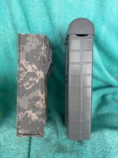 REFLEX EDGE MACHINE GUN MAGAZINE IN BELTED POUCH - Image 6 of 9