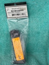 MAGNUM RESEARCH BABY DESERT EAGLE .40 S&W 11 RD MAG - Image 2 of 4