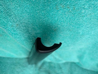AR TRIANGLE HANDGUARDS - Image 4 of 5