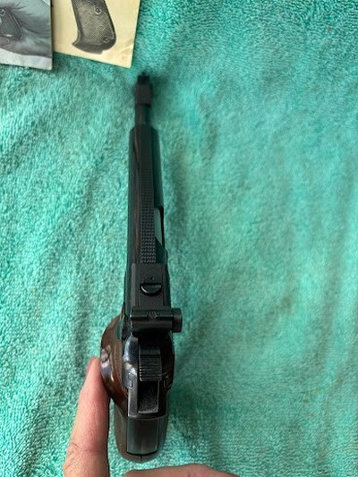 WALTHER PP SPORT .22 CAL COMPETITION/TARGET WITH THREADED BARREL - Image 6 of 12