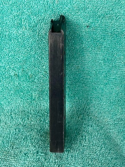 COLT FACTORY PRE 70'S GOVERNMENT 1911 MAGAZINE CLIP 9MM LUGER 9 RD - Image 3 of 6