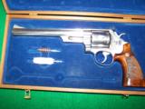 Smith & Wesson 629-1 with presentation box - 2 of 6