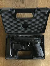 CZ 75B .40 S & W - 4 of 4