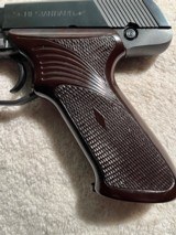 High Standard .22Duramatic model 101. - 3 of 5